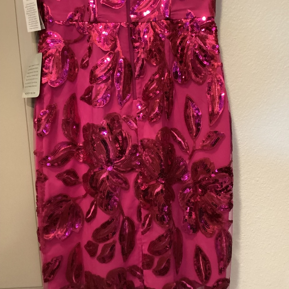 Maggy London Sequin Mesh Yoke Sheath Dress, size 2 - Picture 8 of 14